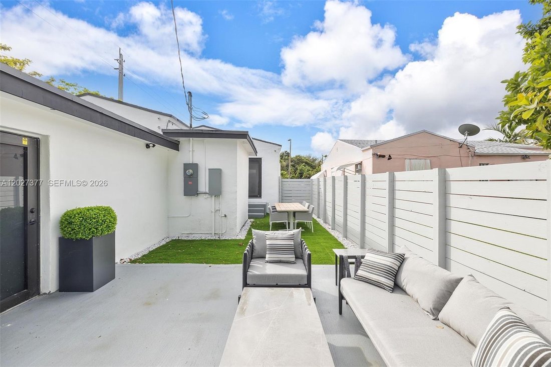 House in Miami, Florida, United States 2 - 18036188