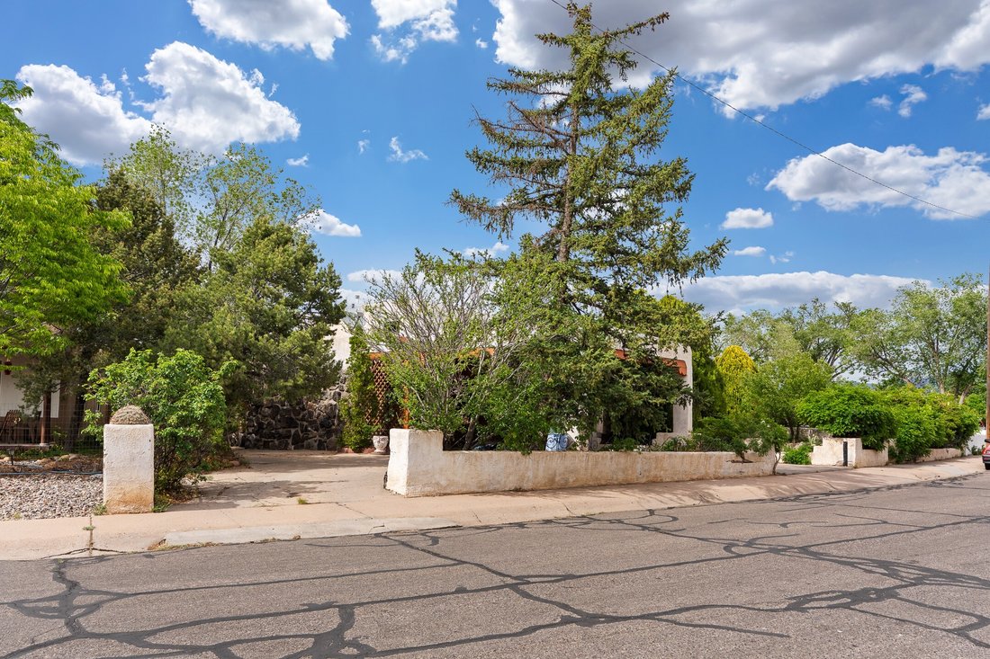 House in Santa Fe, New Mexico, United States 2 - 18048039