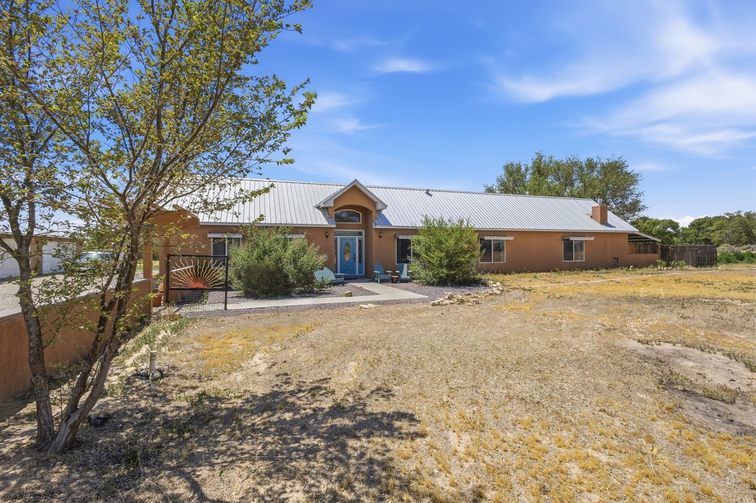 House in Los Lunas, New Mexico, United States 3 - 18037549