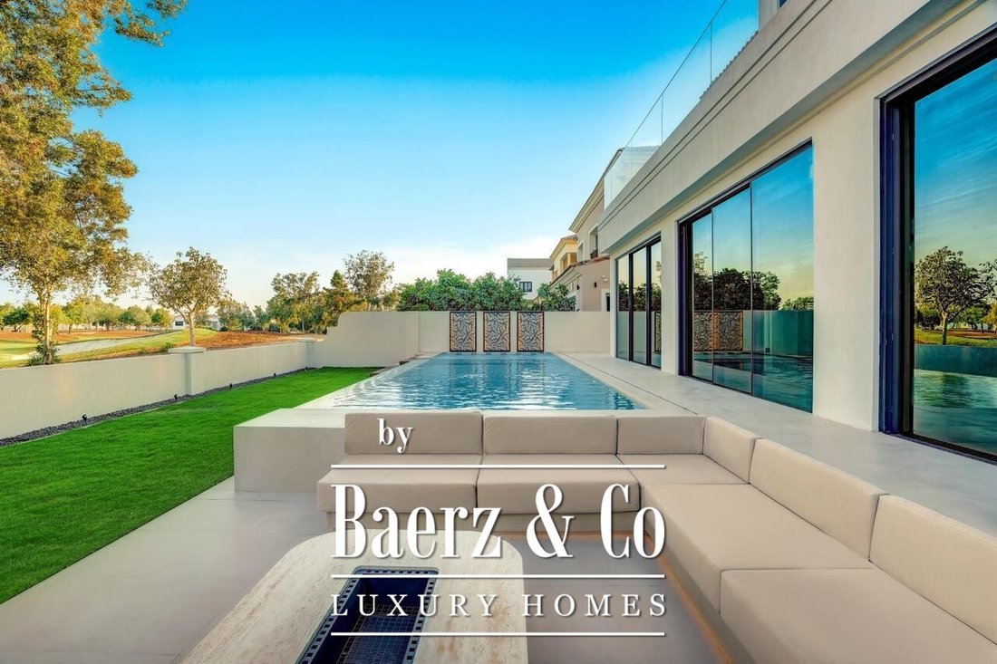 Villa in Jumeirah Golf Estates, Dubai, United Arab Emirates 1 - 15183337