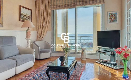 Apartment in Passage-Notre-Dame-Guynemer, Les Sables-d'Olonne, France 1