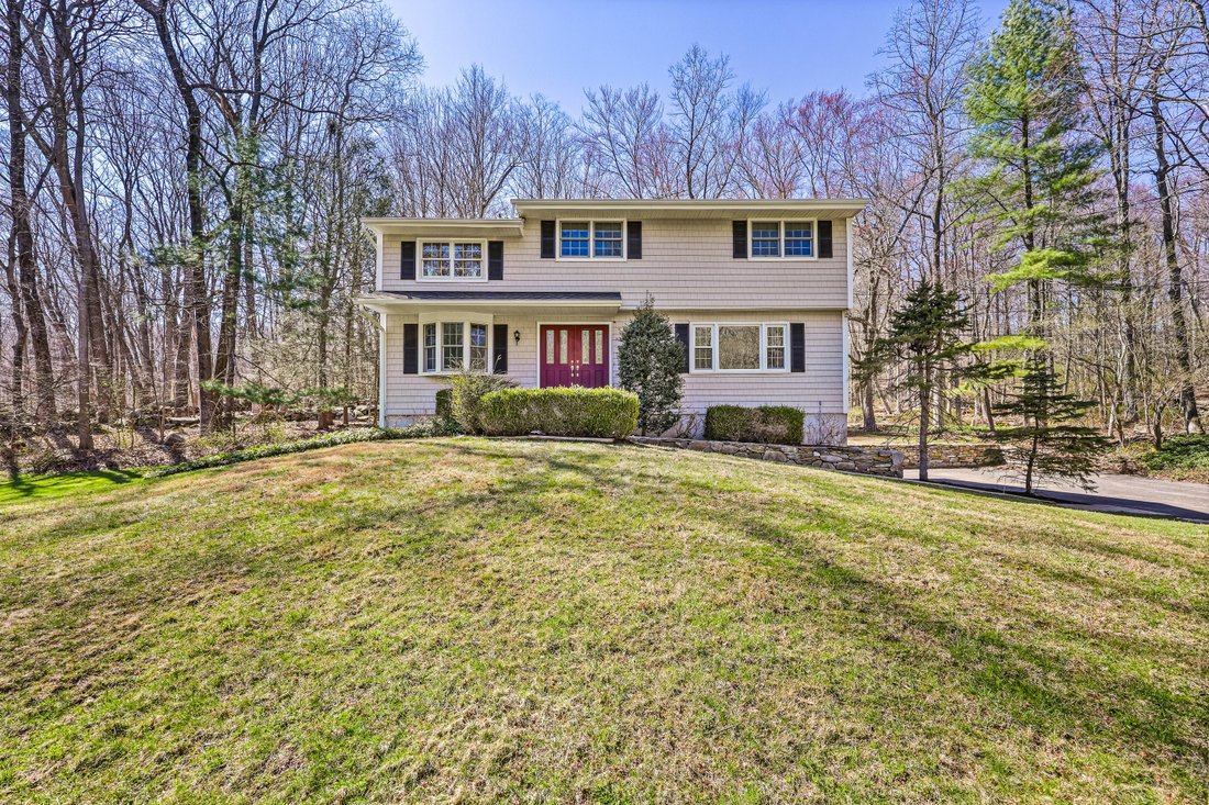 House in Ridgefield, Connecticut, United States 2 - 18039131