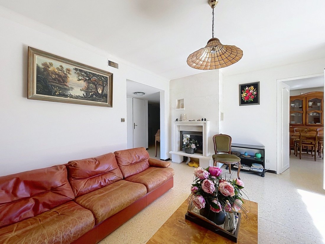 House in Lourmarin, Provence-Alpes-Côte d'Azur, France 5 - 18050369