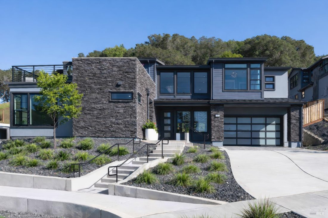 House in San Rafael, California, United States 1 - 18040122