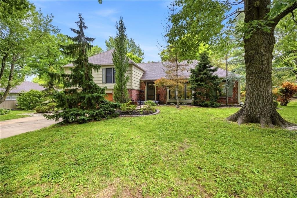 House in Leawood, Kansas, United States 2 - 18034799