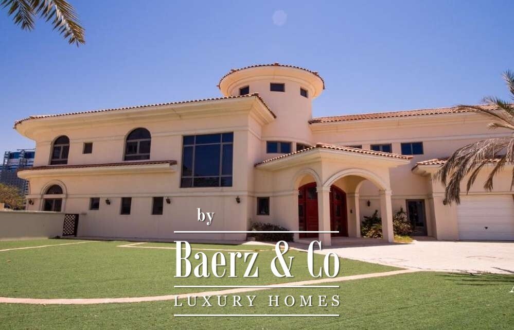 Villa in Al Wasl, Dubai, United Arab Emirates 1 - 15996092