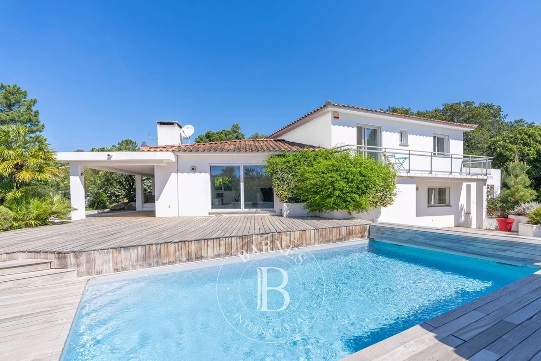 Villa in Lecci, Corsica, France 1 - 17777666
