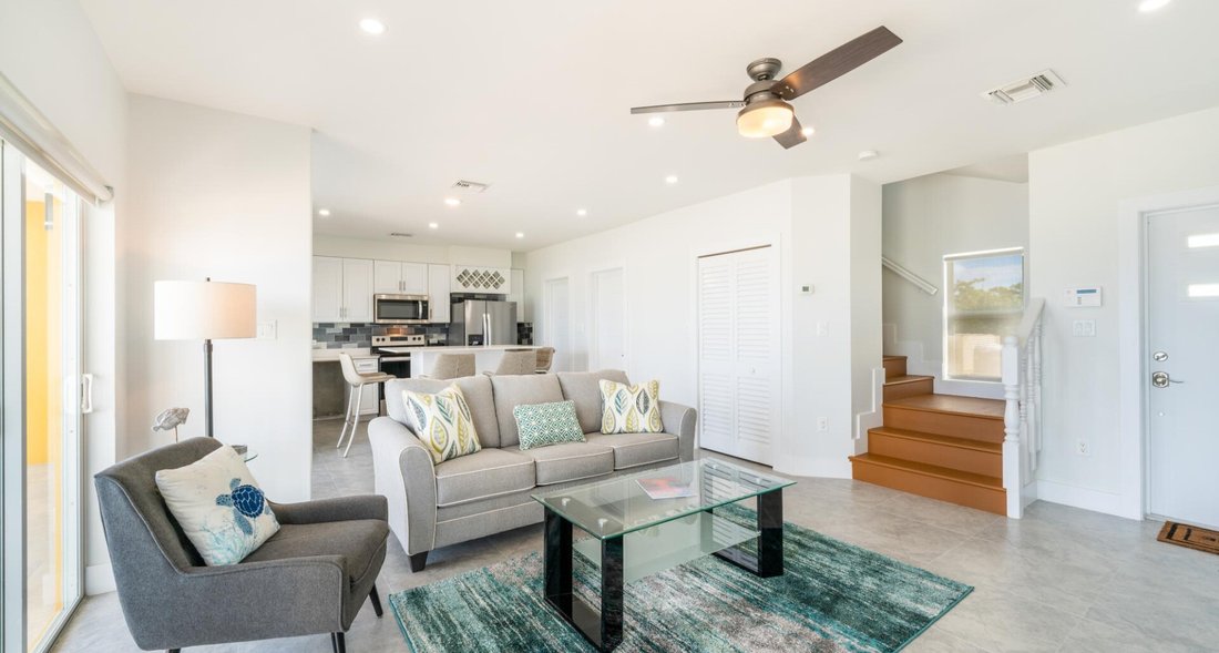 Apartment in Old Man Bay, North Side, Cayman Islands 5 - 18042716