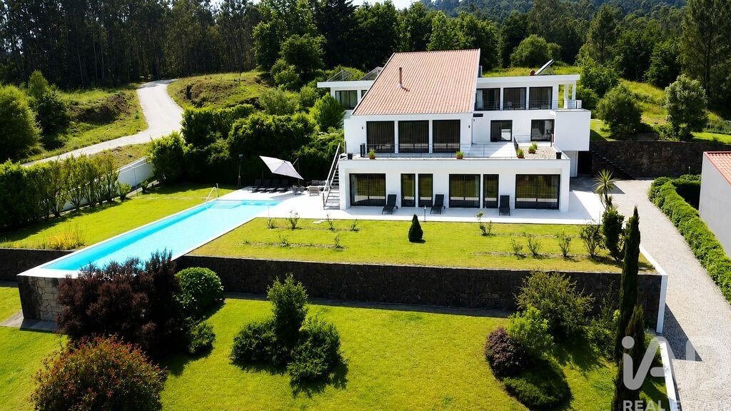Townhouse in Arca e Ponte de Lima, Viana do Castelo District, Portugal 2 - 18050489