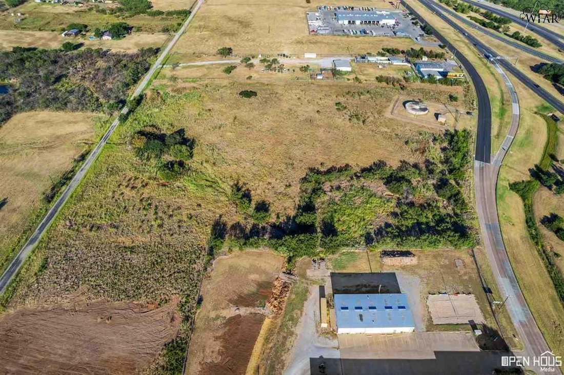 Land in Wichita Falls, Texas, United States 5 - 18038947