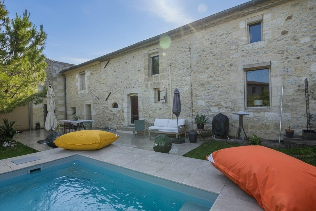 House in Nord Est, Saint-André-de-Cubzac, France 1 - 18015384