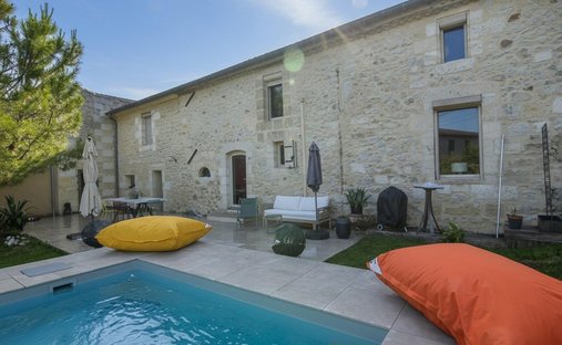 House in Nord Est, Saint-André-de-Cubzac, France 1