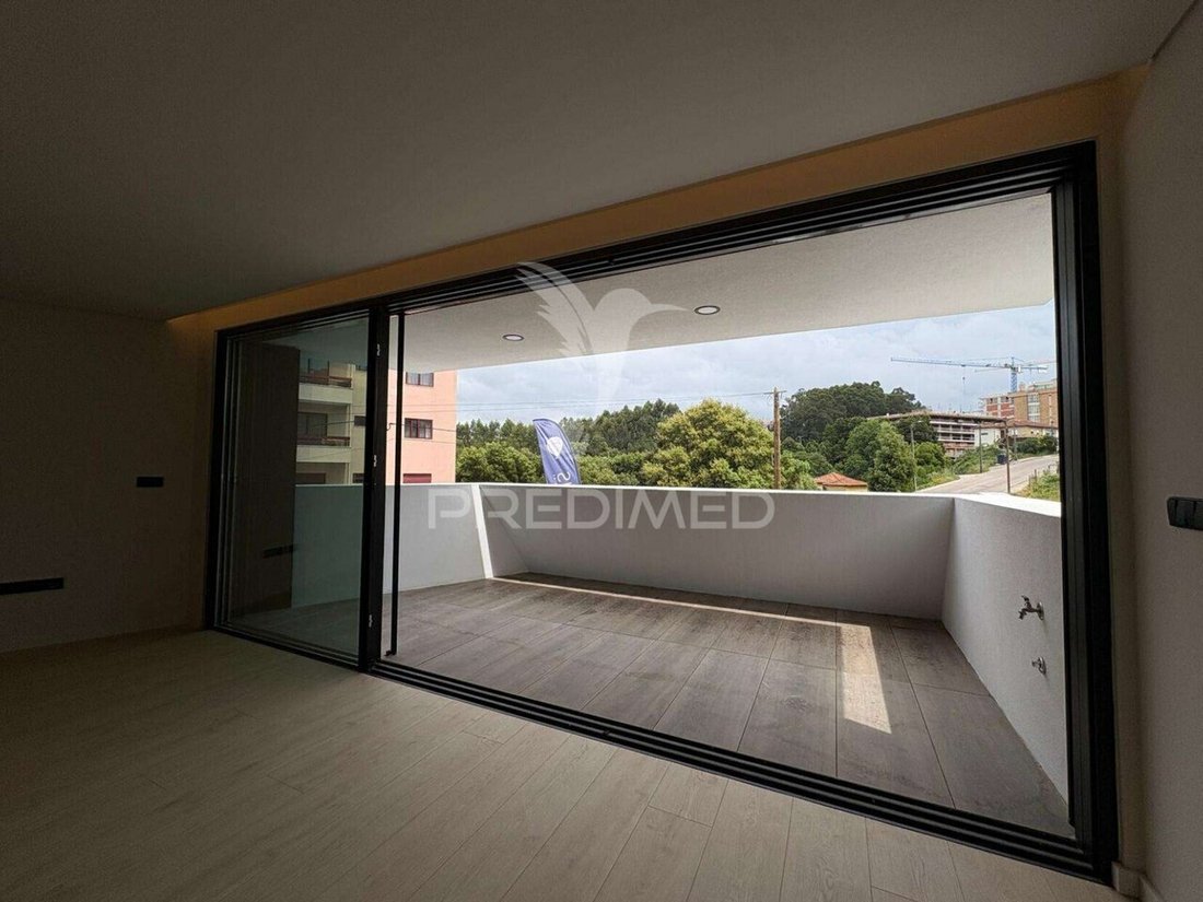 Apartment in Gondomar (Sao Cosme), Valbom e Jovim, Porto District, Portugal 1 - 18050161