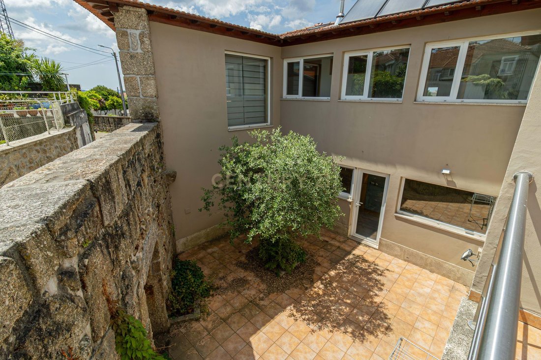 Villa in Landim, Braga, Portugal 3 - 18037944