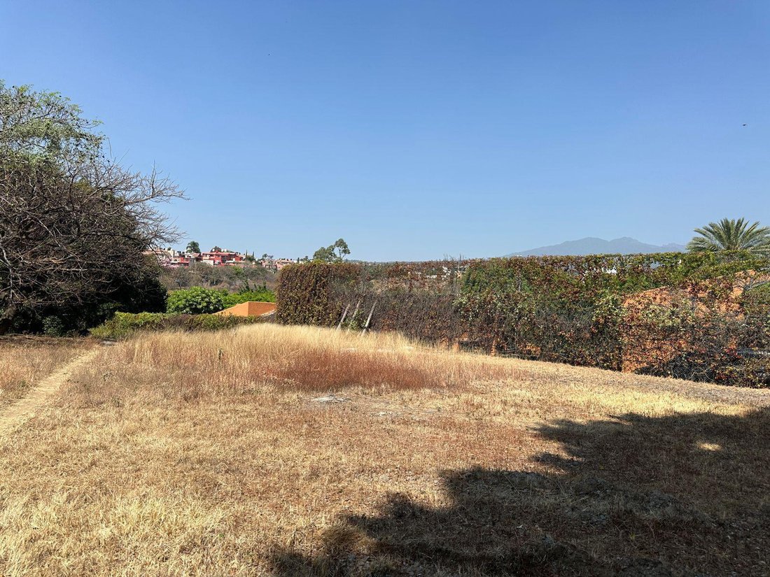 Land in Cuernavaca, Morelos, Mexico 1 - 18042472