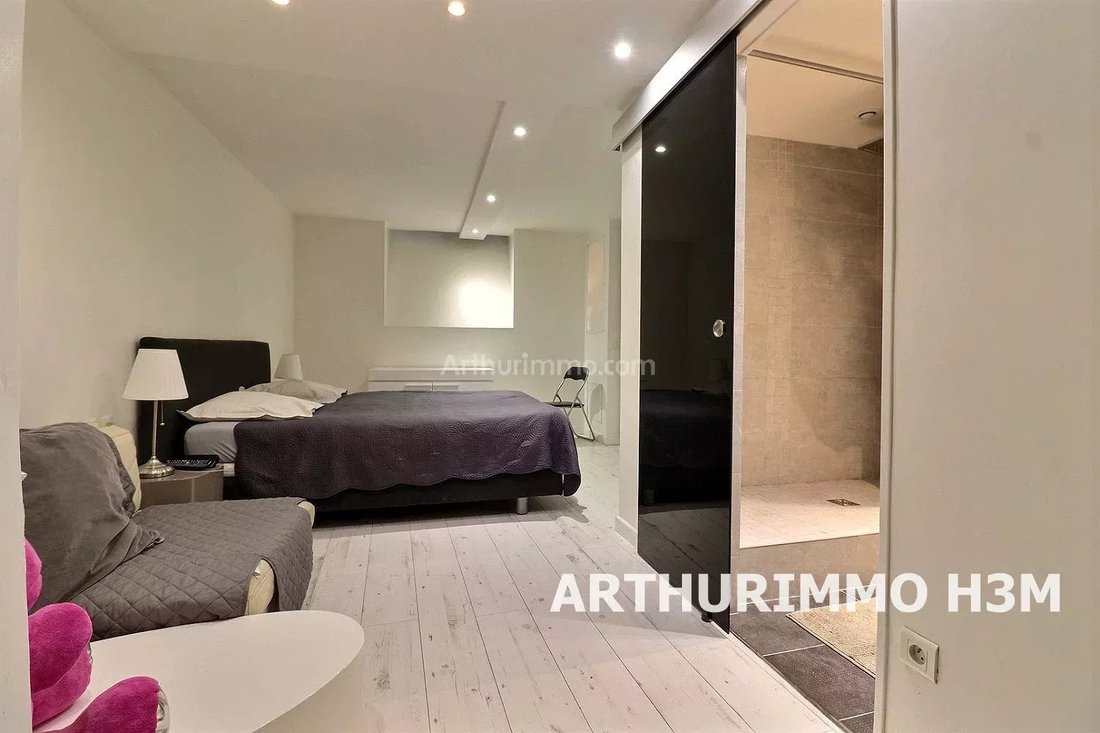 Apartment in Clichy-Batignolles, Paris 17e Arrondissement, Paris 4 - 18036208