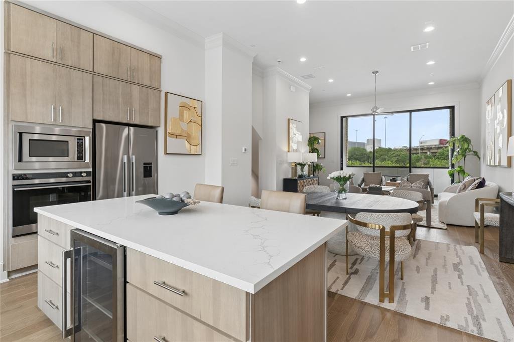 Condo in Dallas, Texas, United States 3 - 18036694
