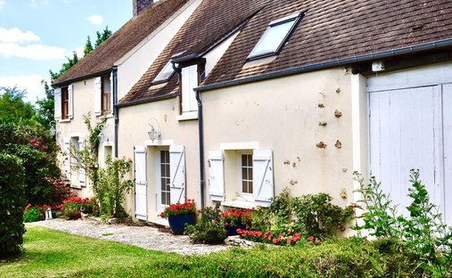 Villa in Jouars-Pontchartrain, Ile-de-France, France 1