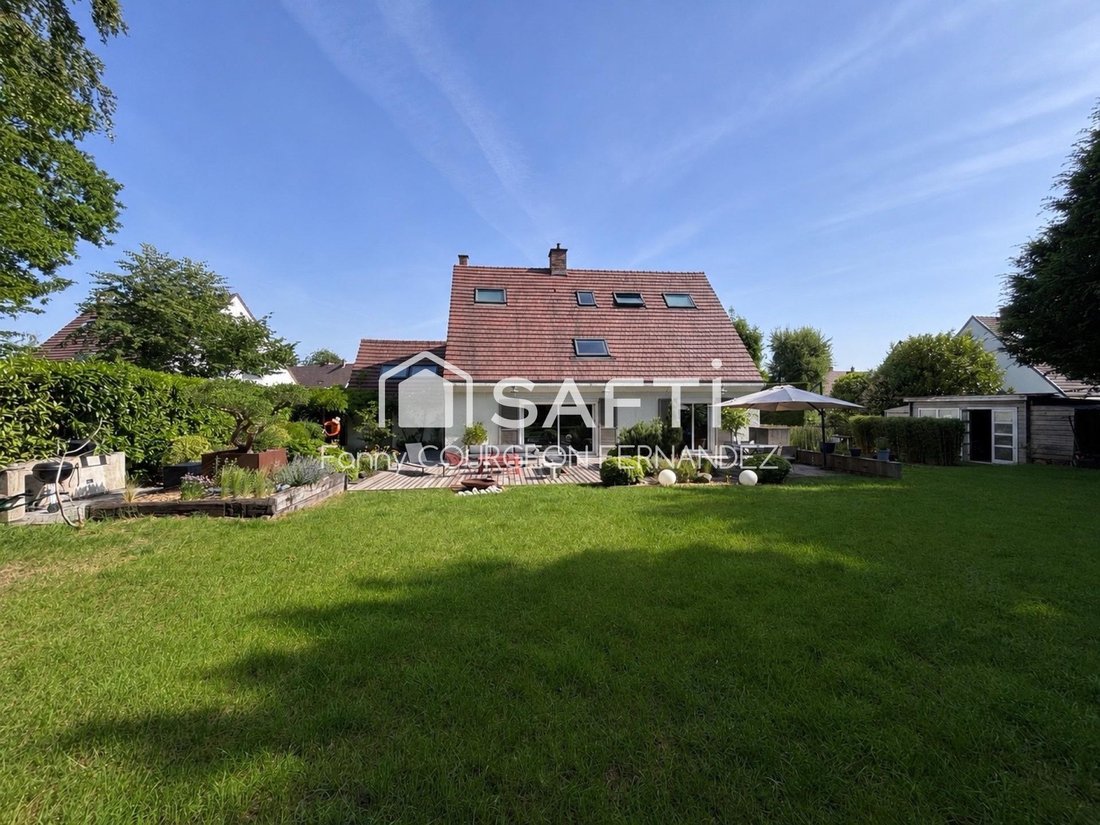 House in Gouvieux, Hauts-de-France, France 1 - 18050625