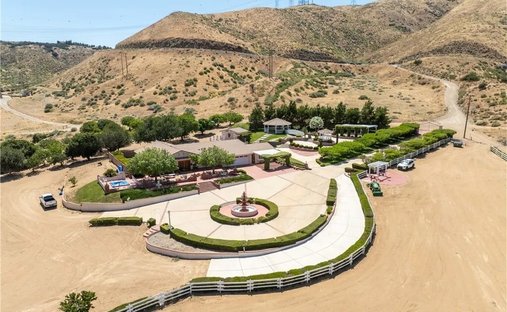 House in Palmdale, California, United States 1