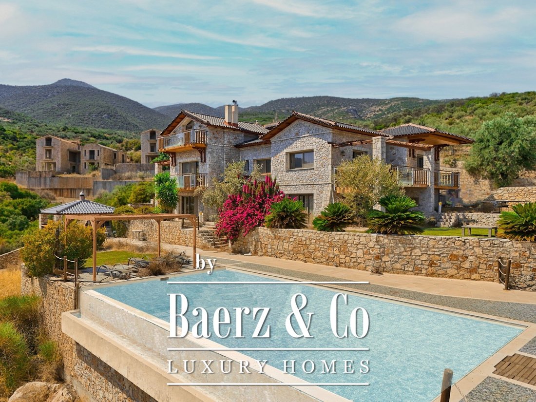 Villa in Community of Xiropigado, Peloponnese, Western Greece and the Ionian, Greece 1 - 16113768
