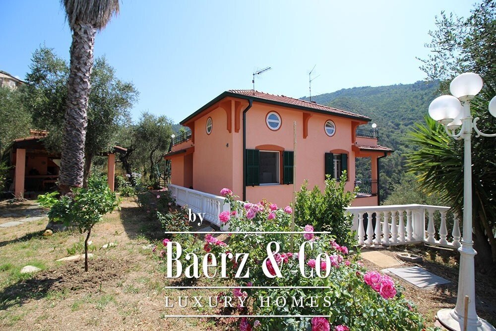 Villa in Vallebona, Liguria, Italy 2 - 12155417