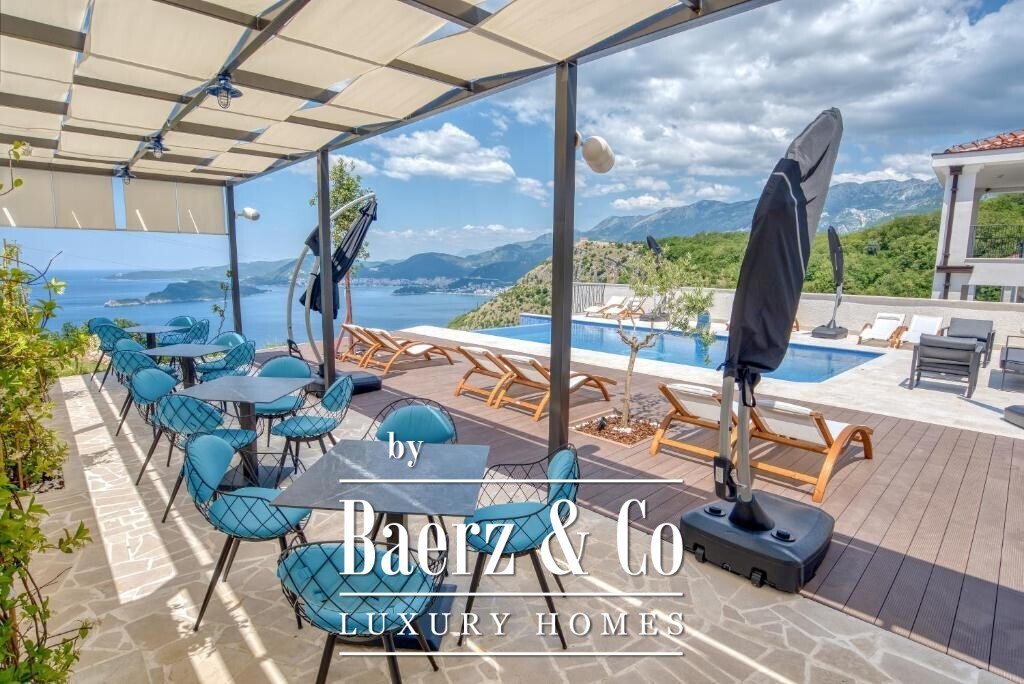 Apartment in Podostrog, Budva Municipality, Montenegro 1 - 14663985