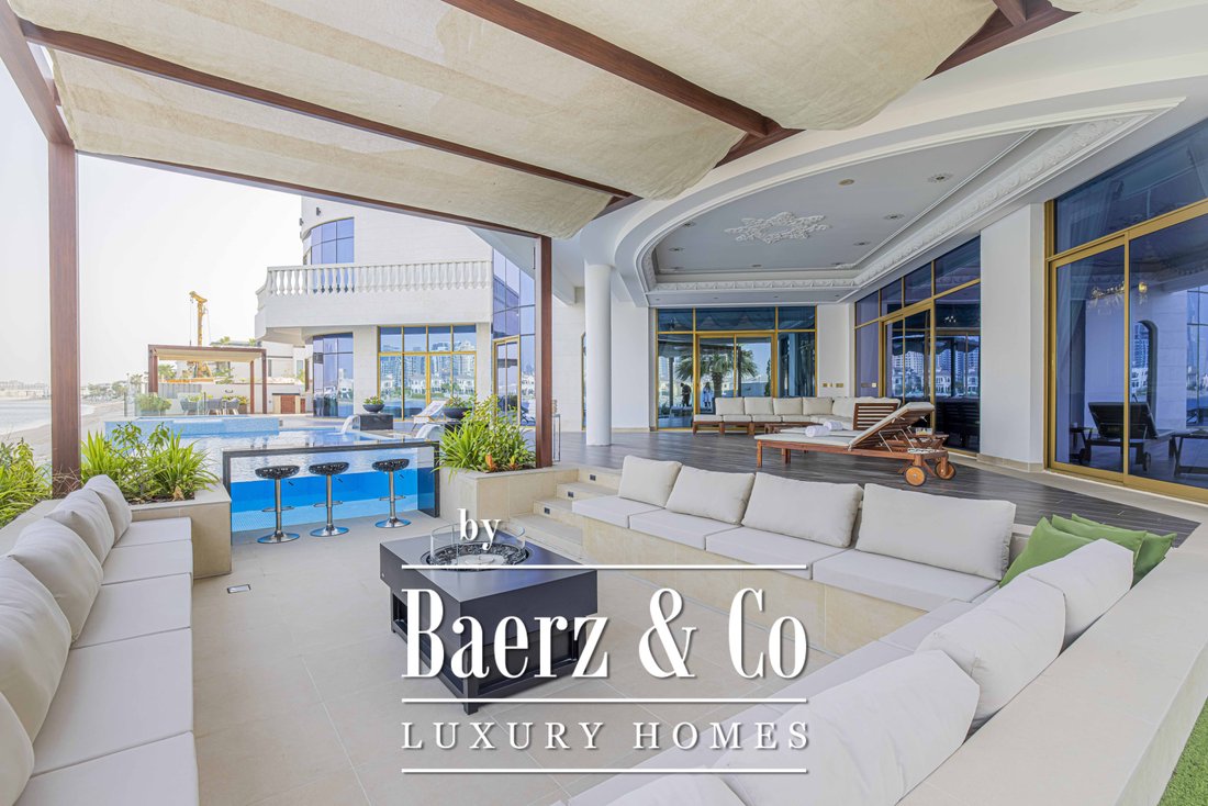 Villa in Palm Jumeirah, Dubai, United Arab Emirates 2 - 15211707