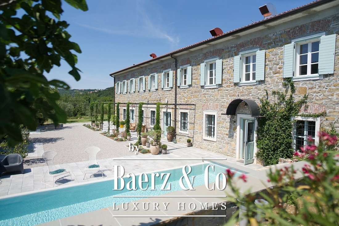 Villa in Osp, Koper, Slovenia 3 - 17099785
