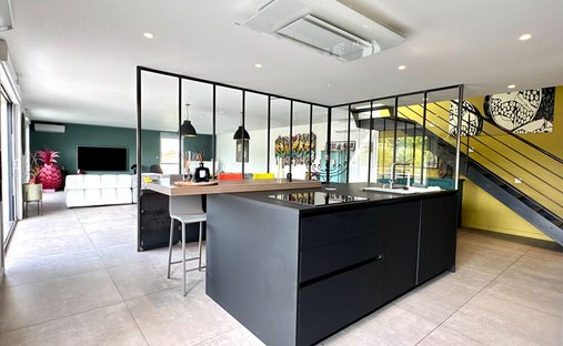 Wohnung in Brindas, Auvergne-Rhone-Alpen, Frankreich 1