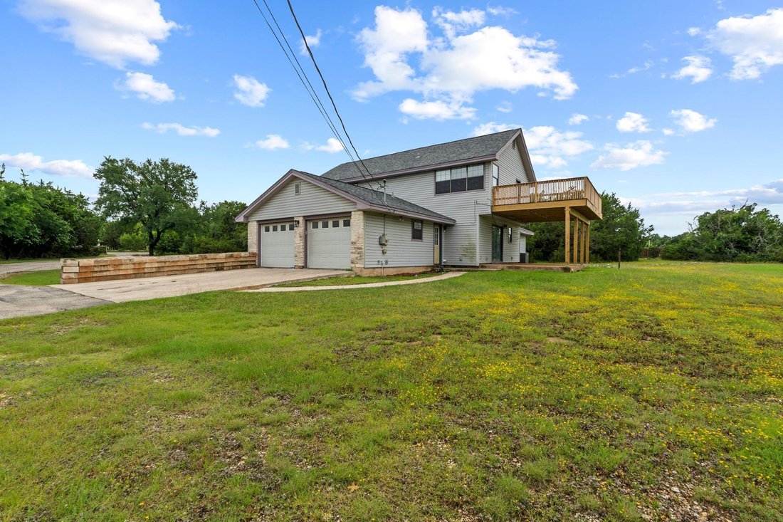 House in Georgetown, Texas, United States 3 - 18041463