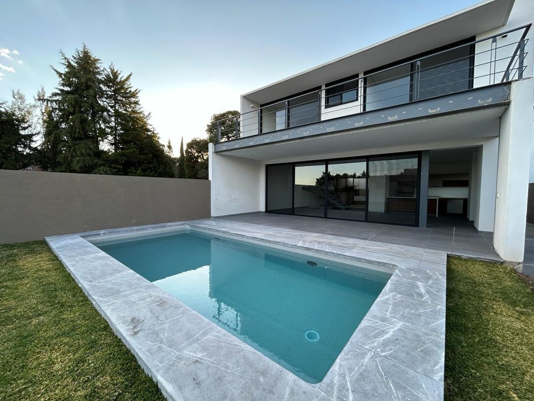 House in Cuernavaca, Morelos, Mexico 1 - 18042462