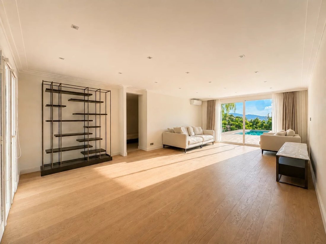 Villa in Village-Cros de Caste-Coupiere-Mont Gros, Roquebrune-Cap-Martin, France 3 - 17352801
