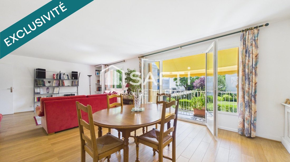 Apartamento en Côte Saint Louis, Garches, Francia 1 - 18050646