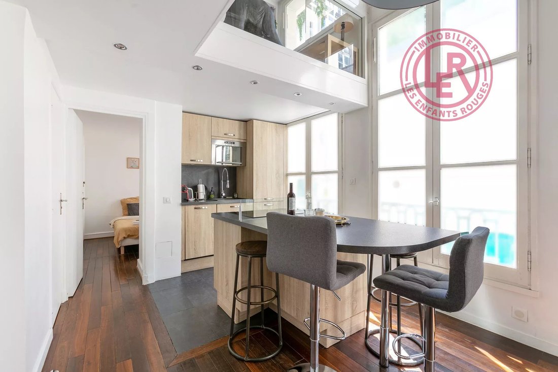 Apartment in Saint Gervais, Paris 4e Arrondissement, Paris 3 - 18038401