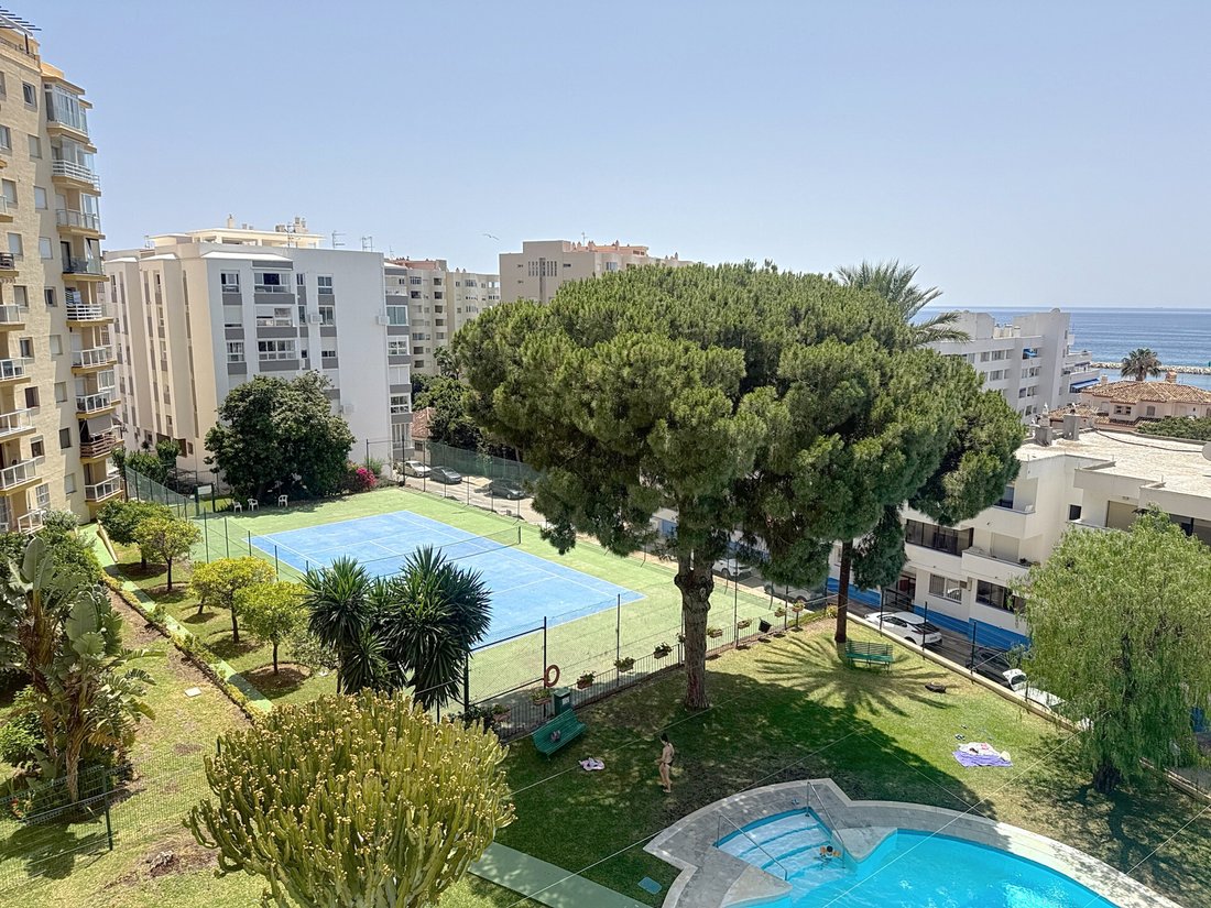 Apartment in Estepona, Andalusia, Spain 2 - 15819259