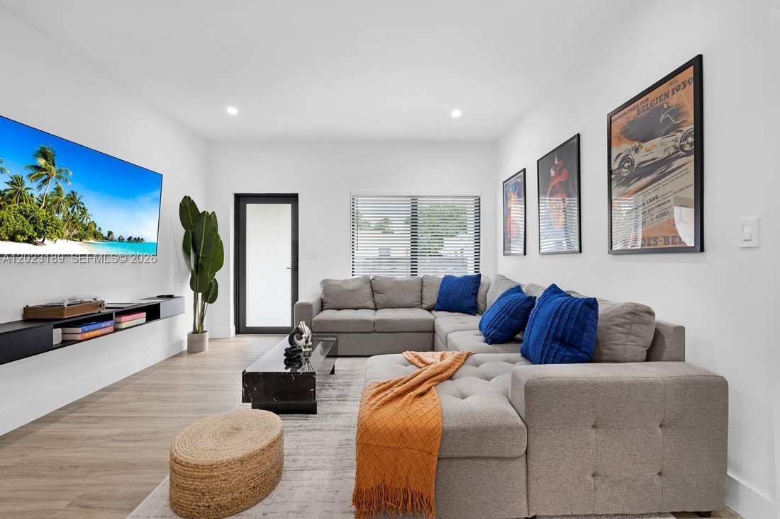 House in Miami, Florida, United States 5 - 18036207