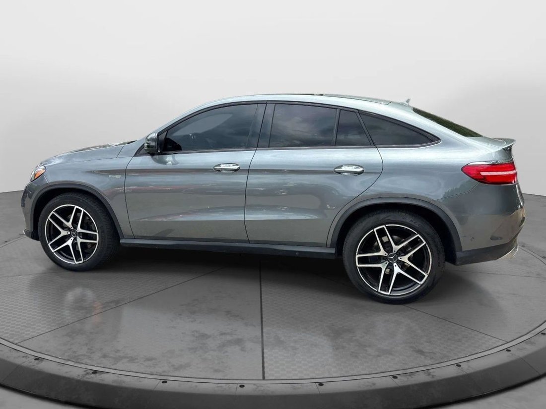 Suv in Canton, MA, United States 2 - 18046100