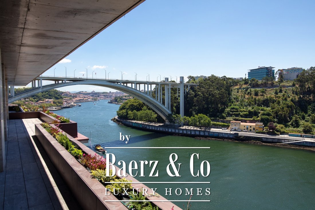 Apartment in Cedofeita, Santo Ildefonso, Se, Miragaia, Sao Nicolau e Vitoria, Porto District, Portugal 3 - 15475964