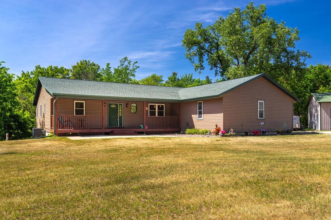 House in Holmen, Wisconsin, United States 2 - 18041733