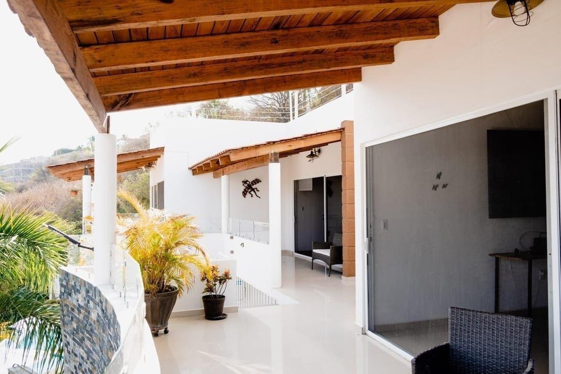 House in Tequesquitengo, Morelos, Mexico 4 - 18042479