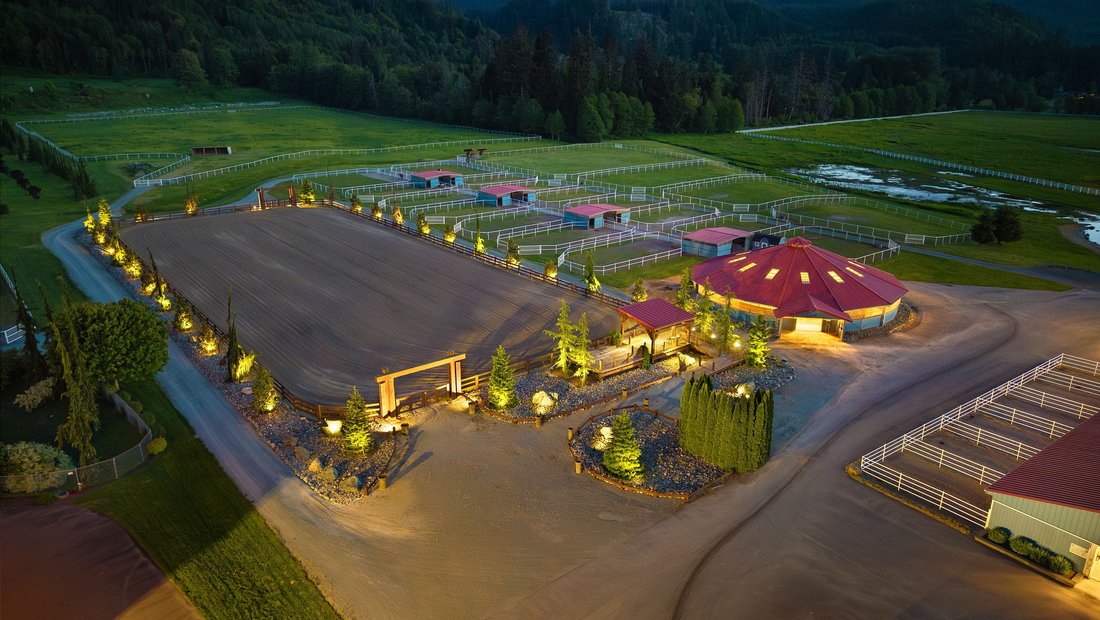 Arlington, Washington, United States 3 - 18045646