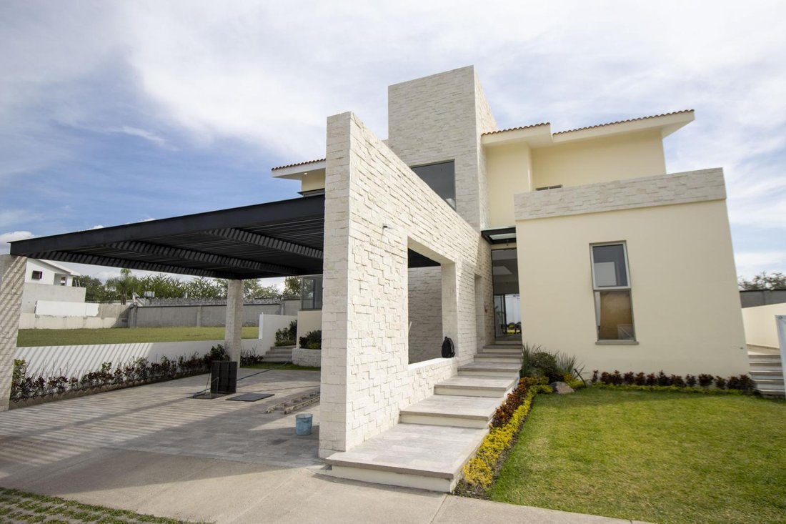 House in Fraccionamiento Club de Golf Paraíso, Morelos, Mexico 3 - 18042375