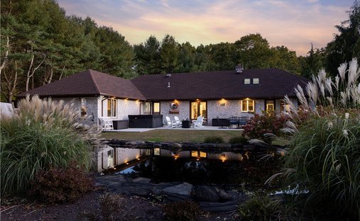 House in Scituate, Rhode Island, United States 1