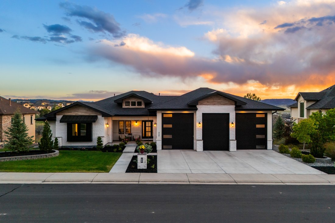 Castle Rock, Colorado, United States 1 - 18035560