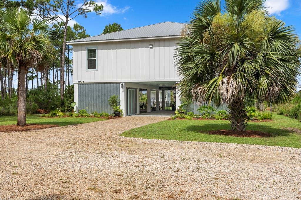 House in Port St. Joe, Florida, United States 3 - 18036052