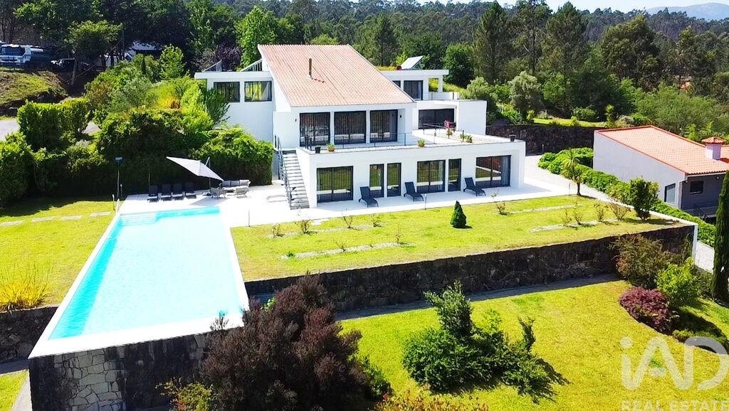 Townhouse in Arca e Ponte de Lima, Viana do Castelo District, Portugal 1 - 18050489