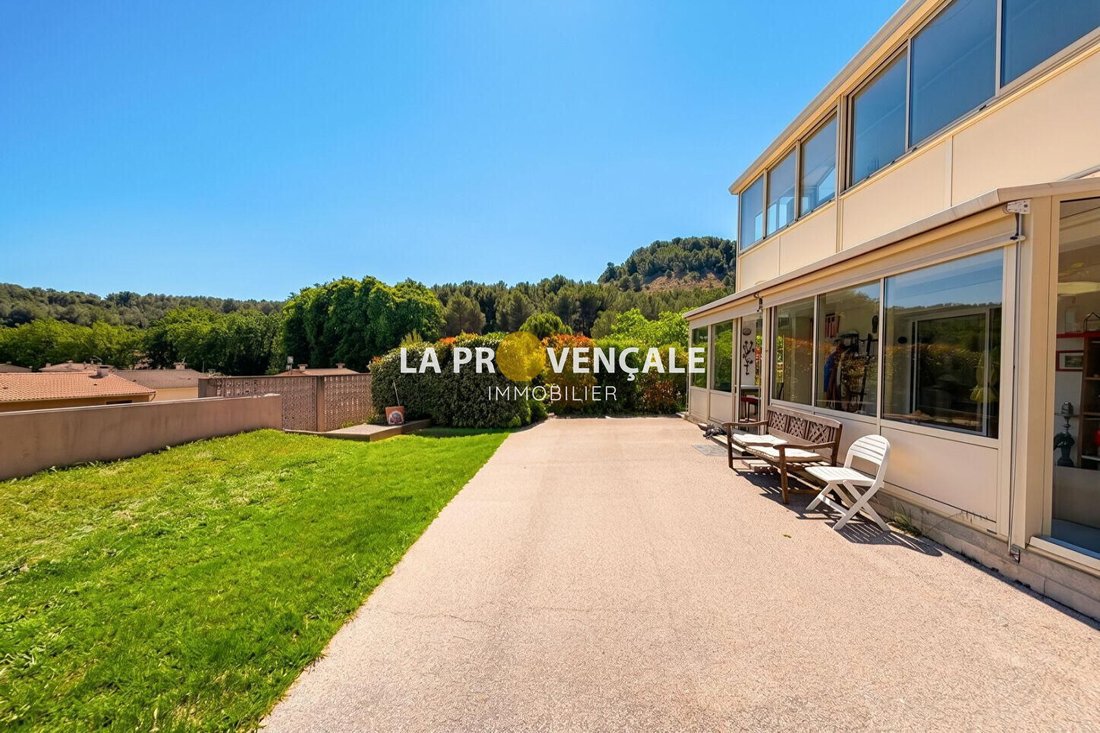 Villa in Vieille Ville-Cativel, Gardanne, France 1 - 18036589