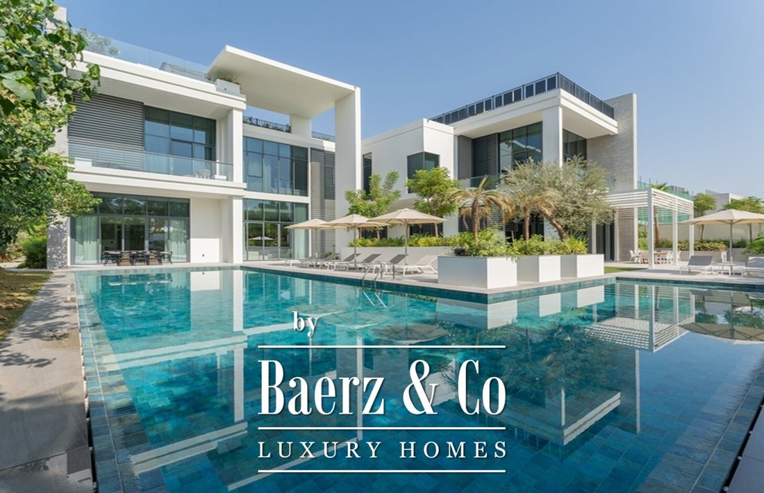 Villa in Al Wasl, Dubai, United Arab Emirates 1 - 15139530