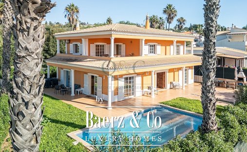 Villa in Loule (Sao Clemente), Algarve, Portugal 1